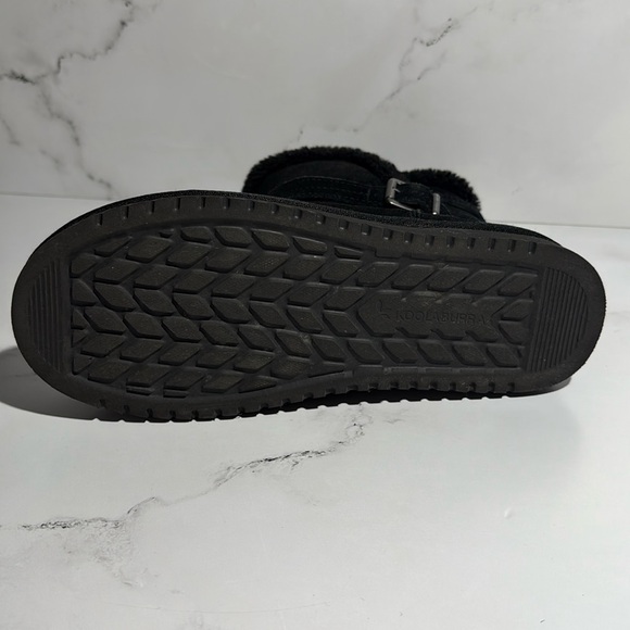 Black Koolaburra by UGG (size 7) - Picture 6 of 8